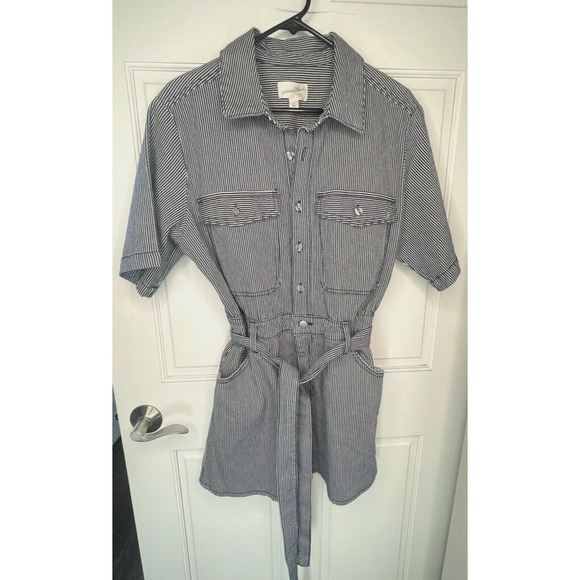 NEW Universal Thread Denim Jumpsuit Women's Size 10 Cotton Stripe Romper - Picture 1 of 16